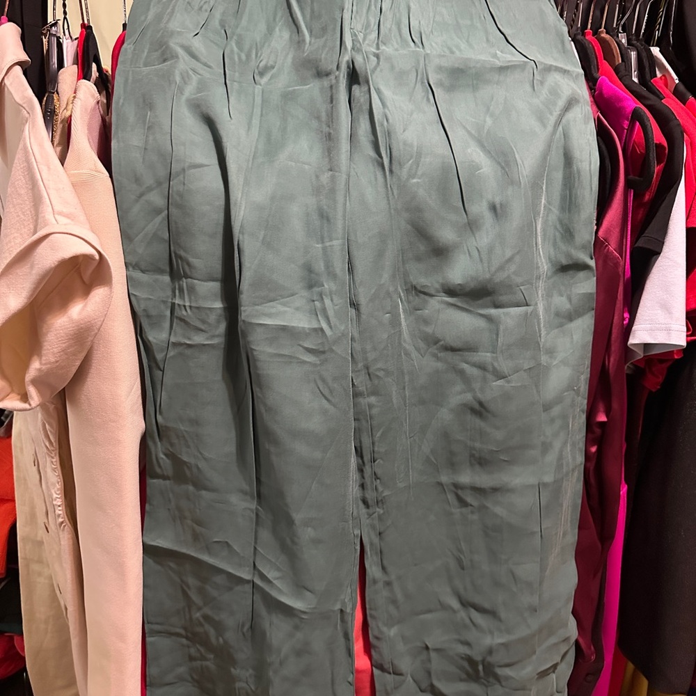 Zara Green Trousers Relaxed Fit